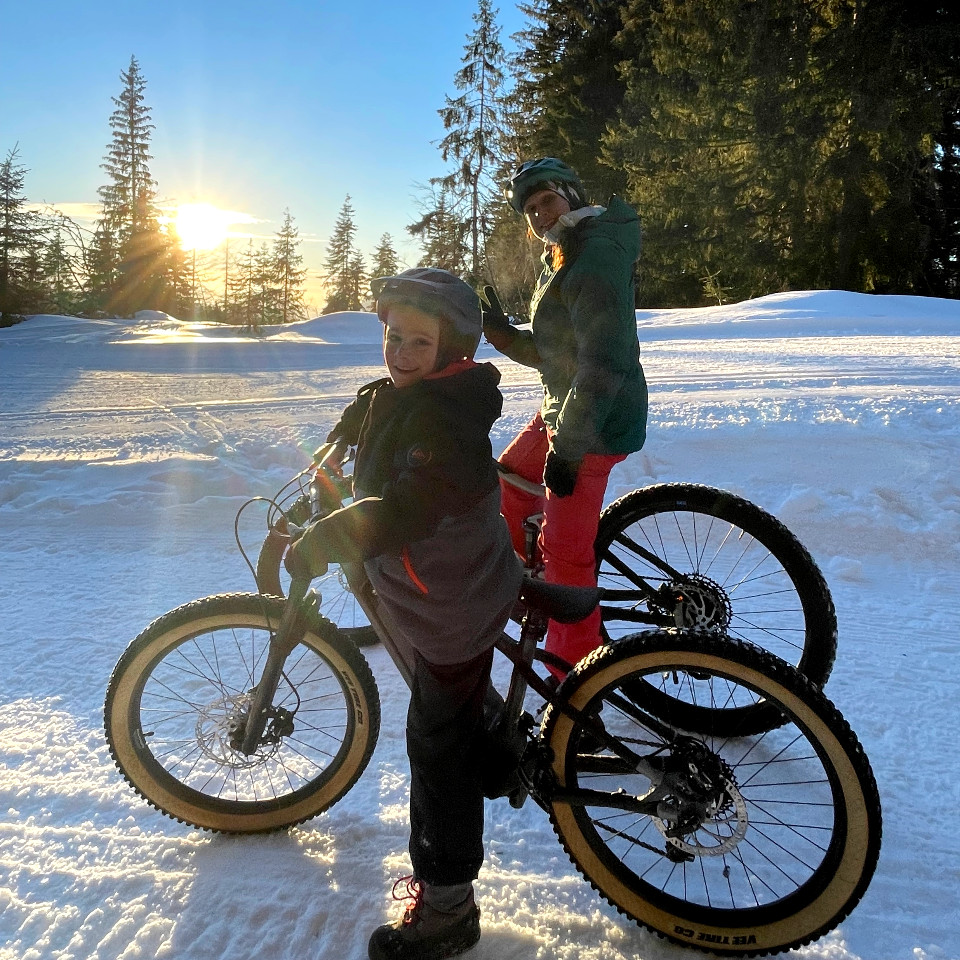 bike-experience-vtt-sur-neige-lesgets-portesdusoleil