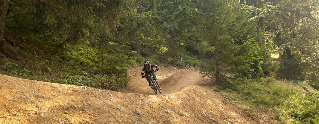 Pourquoi se faire coacher en VTT descente